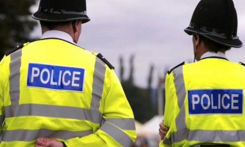 Βρετανία: Σκέφτονται να επαναφέρουν τις απαγορεύσεις κυκλοφορίας